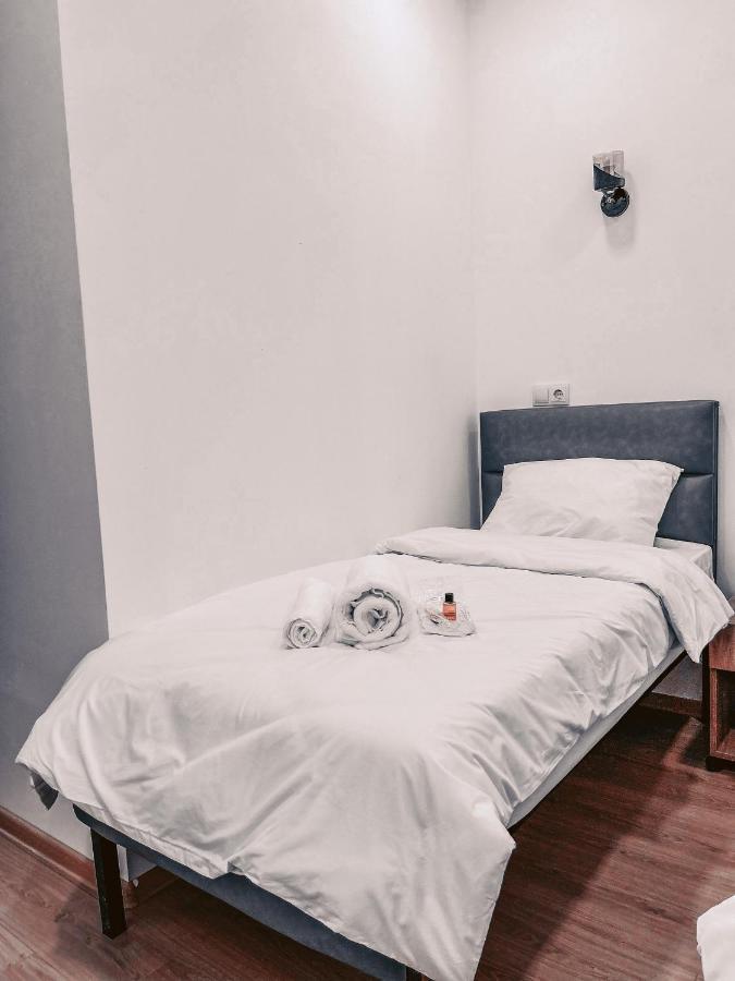Apple Cozy Hotel 트빌리시 외부 사진