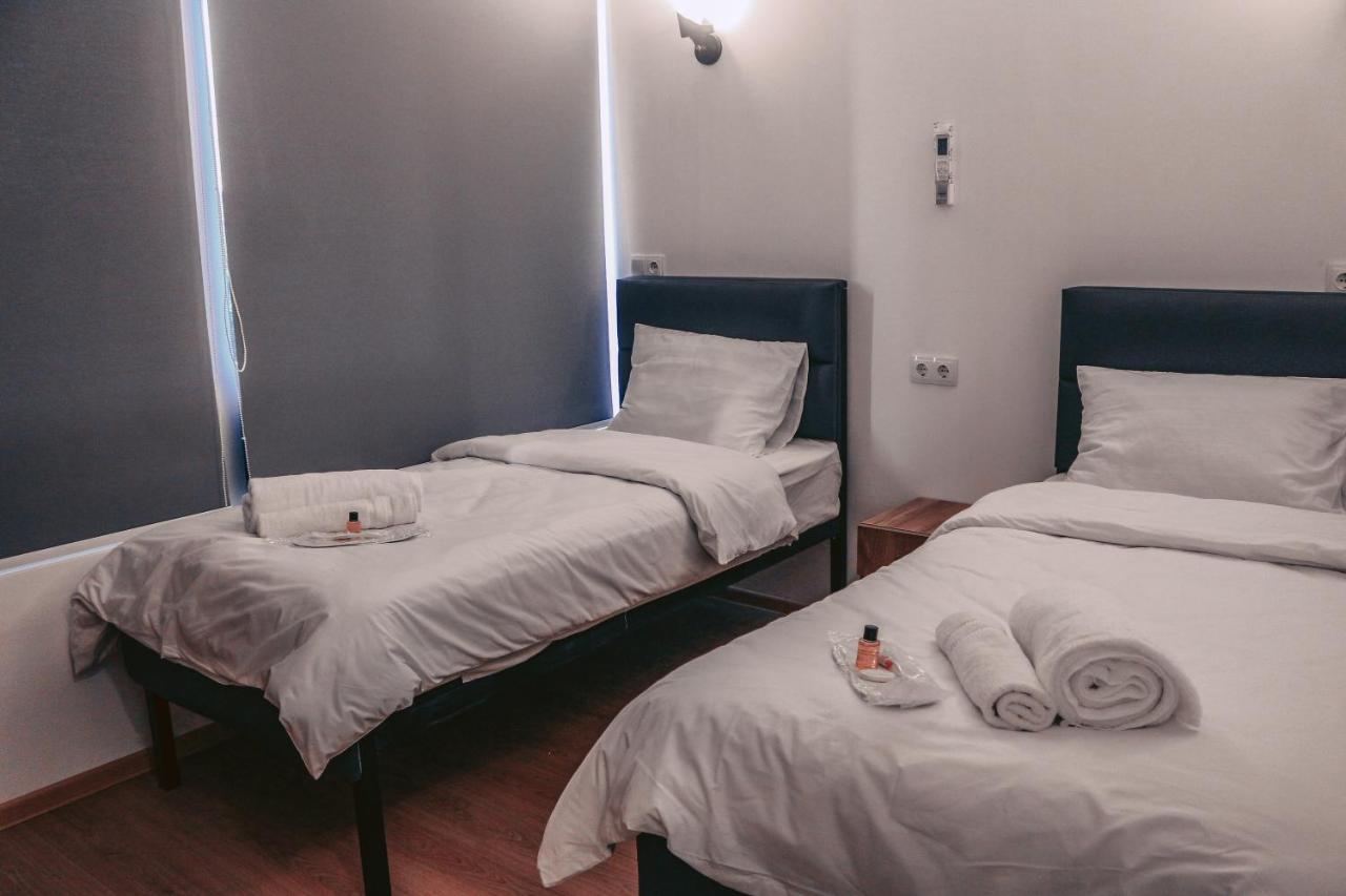 Apple Cozy Hotel 트빌리시 외부 사진