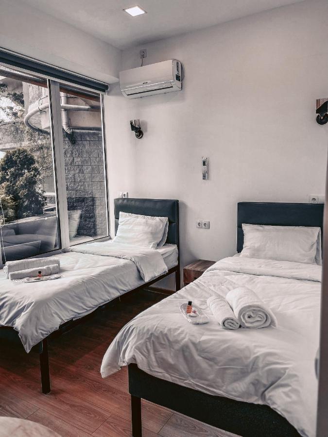 Apple Cozy Hotel 트빌리시 외부 사진