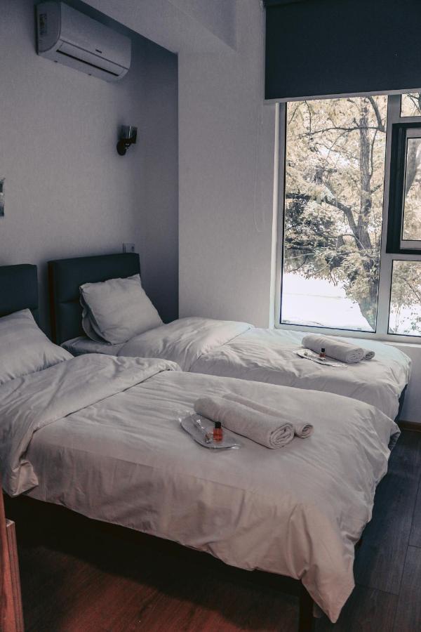 Apple Cozy Hotel 트빌리시 외부 사진
