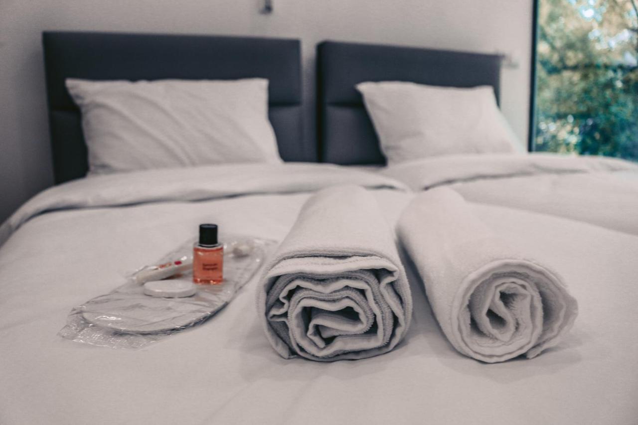 Apple Cozy Hotel 트빌리시 외부 사진